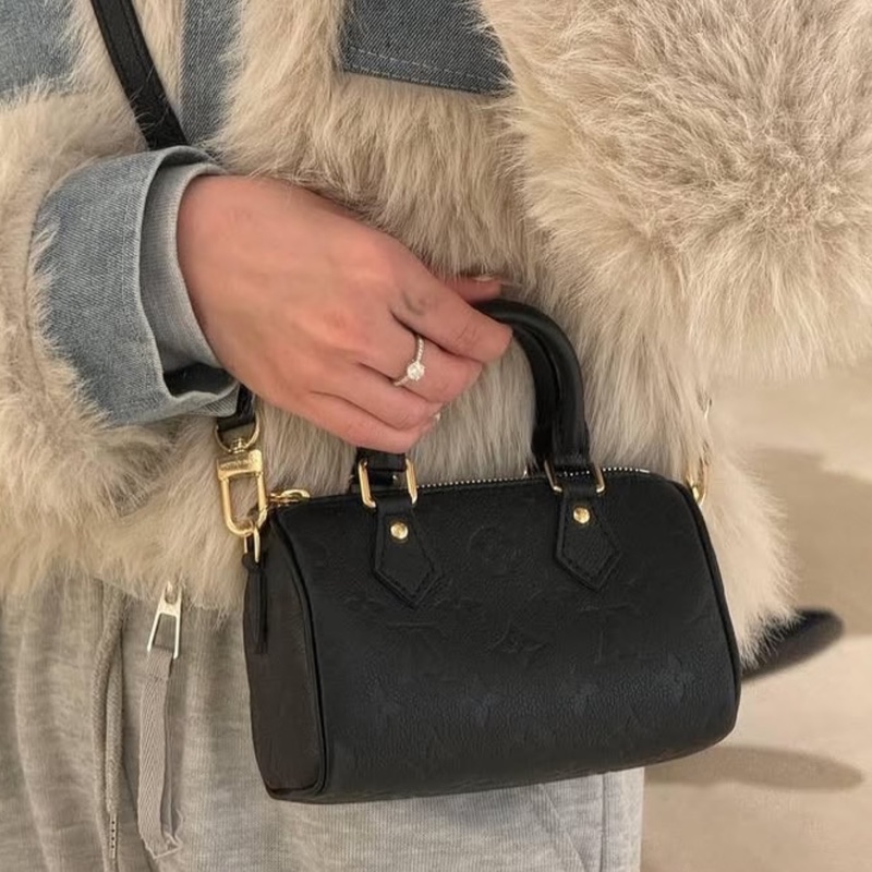 Lv nano Speedy黑色壓紋牛皮款(M82450)-3
