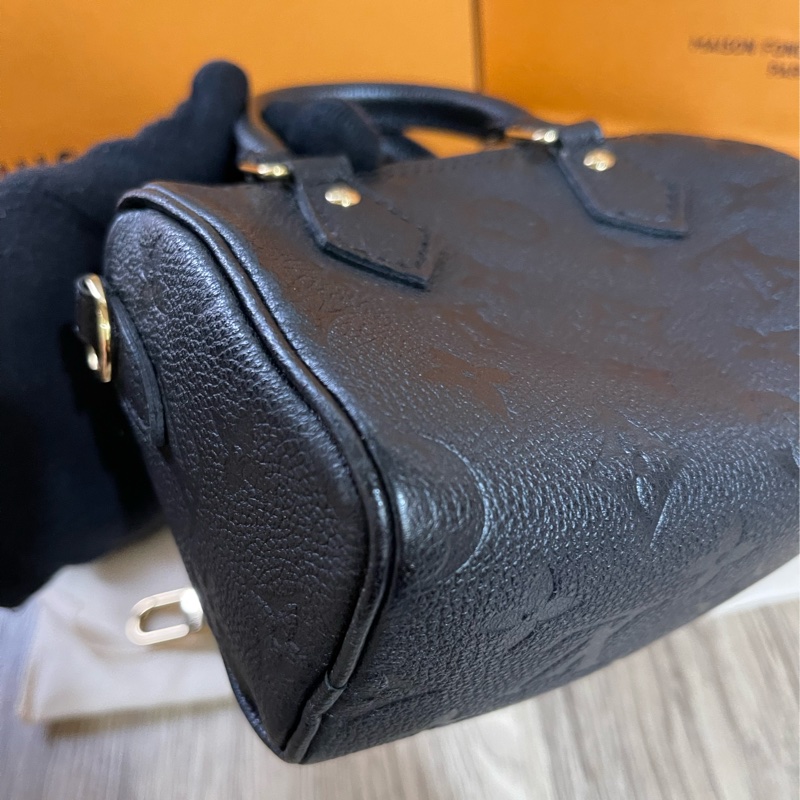 Lv nano Speedy黑色壓紋牛皮款(M82450)-14