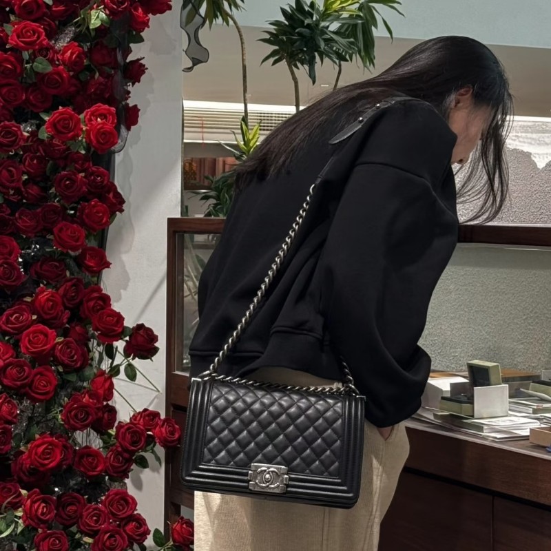 全配🈶購證♥️ 香奈兒黑銀leboy中號-1