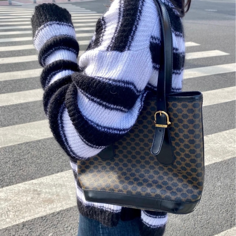 Celine 黑色老花托特包-1