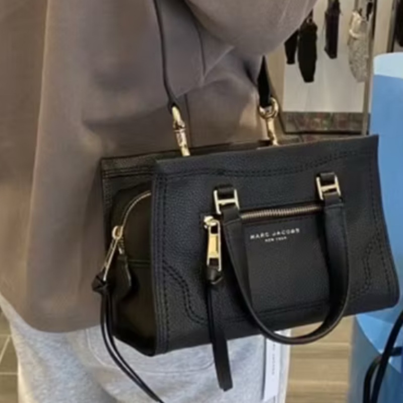 Marc Jacobs機車包-27