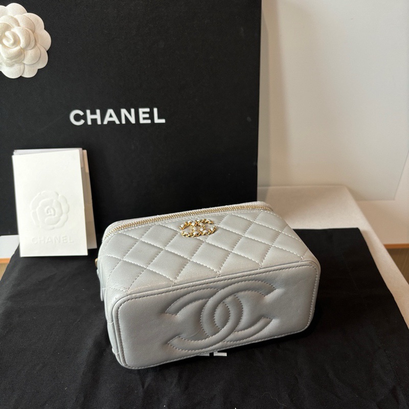 Chanel 香奈兒 珠光灰鏤空鑲鑽logo手柄 長盒子🩶 手提肩背斜背🉑-7