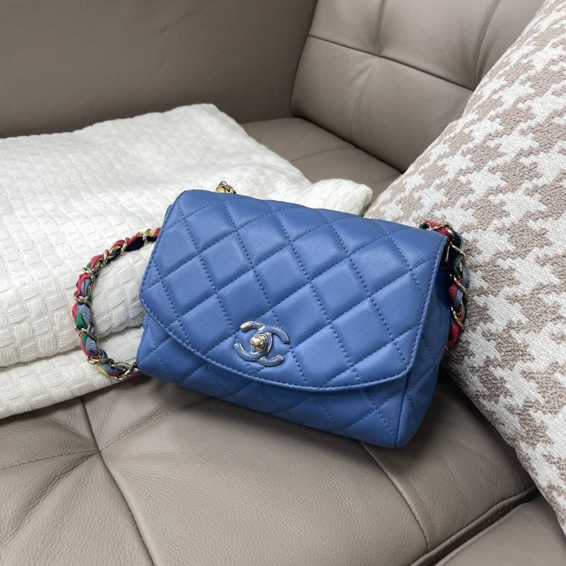 Chanel 藍羊皮菱格銀藍雙C彩布穿鍊下蓋斜背包-0