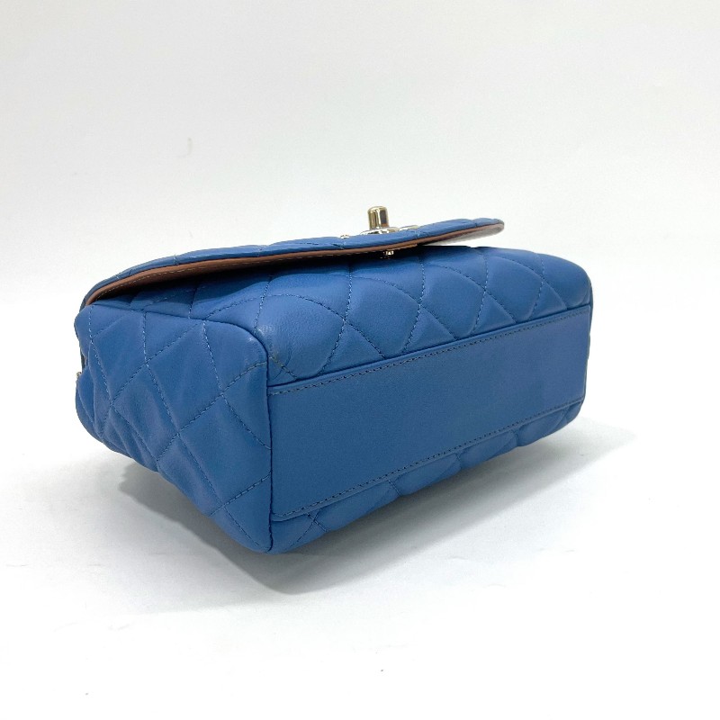 Chanel 藍羊皮菱格銀藍雙C彩布穿鍊下蓋斜背包-7