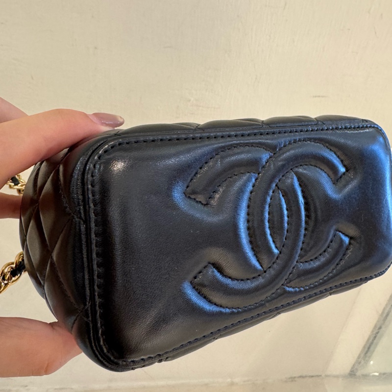 Chanel黑菱格手提粗鏈提把化妝斜背包-3