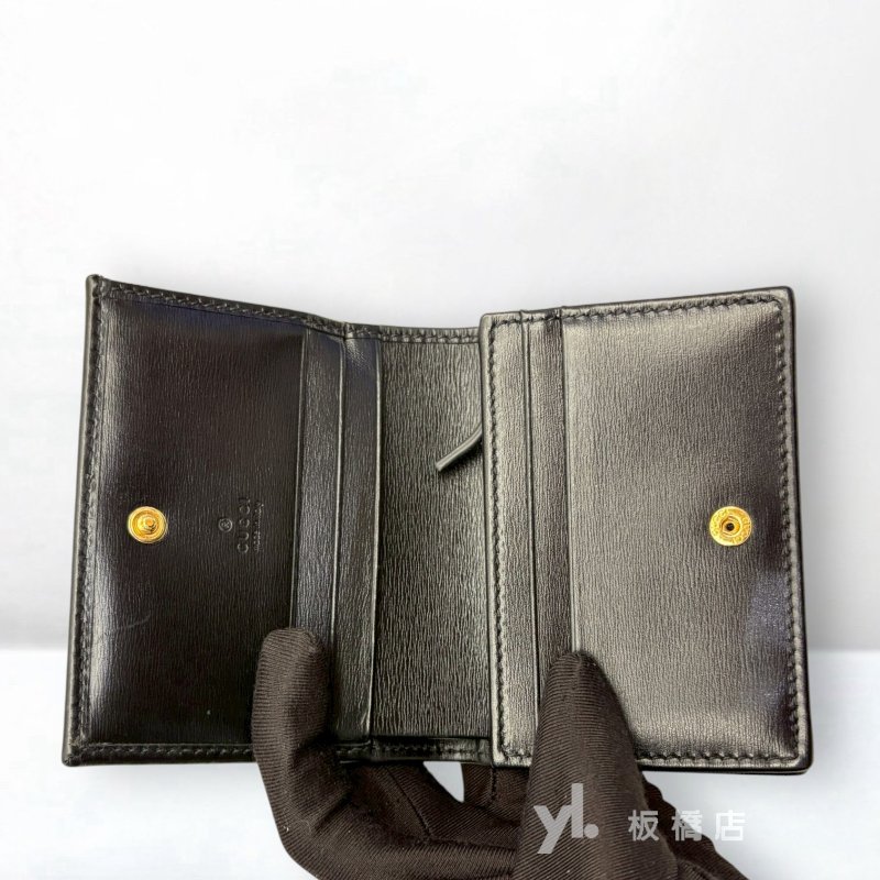 GUCCI Horsebit馬銜扣黑牛皮對開短夾621887-6
