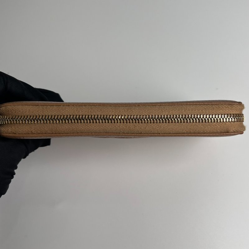 GUCCI 598187 奶茶色sohoㄇ拉長夾-4