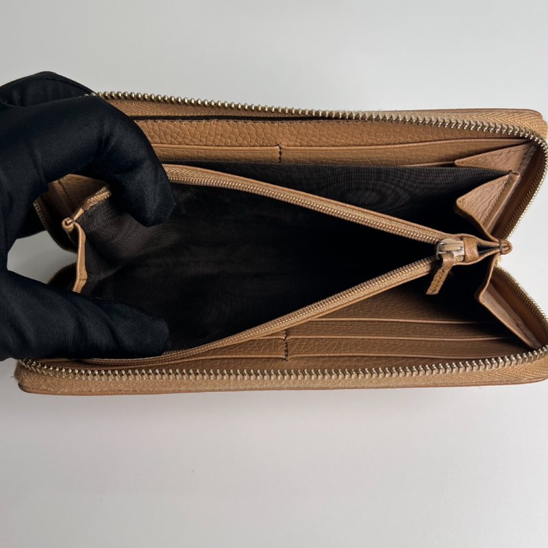 GUCCI 598187 奶茶色sohoㄇ拉長夾-6