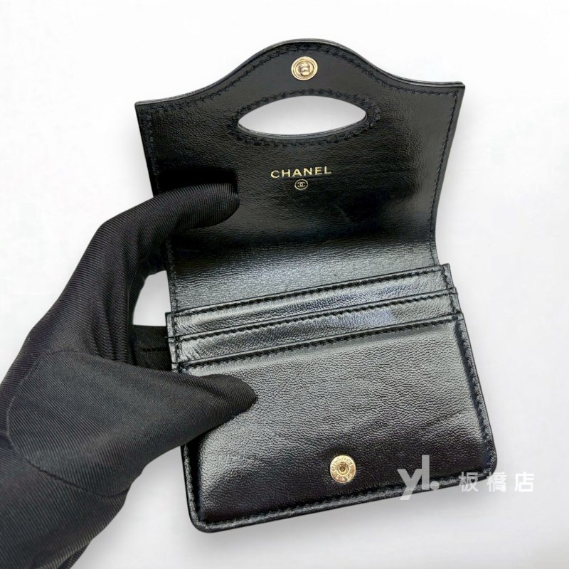 CHANEL 31黑油蠟牛皮淡金釦卡夾/零錢包 AP3654-6