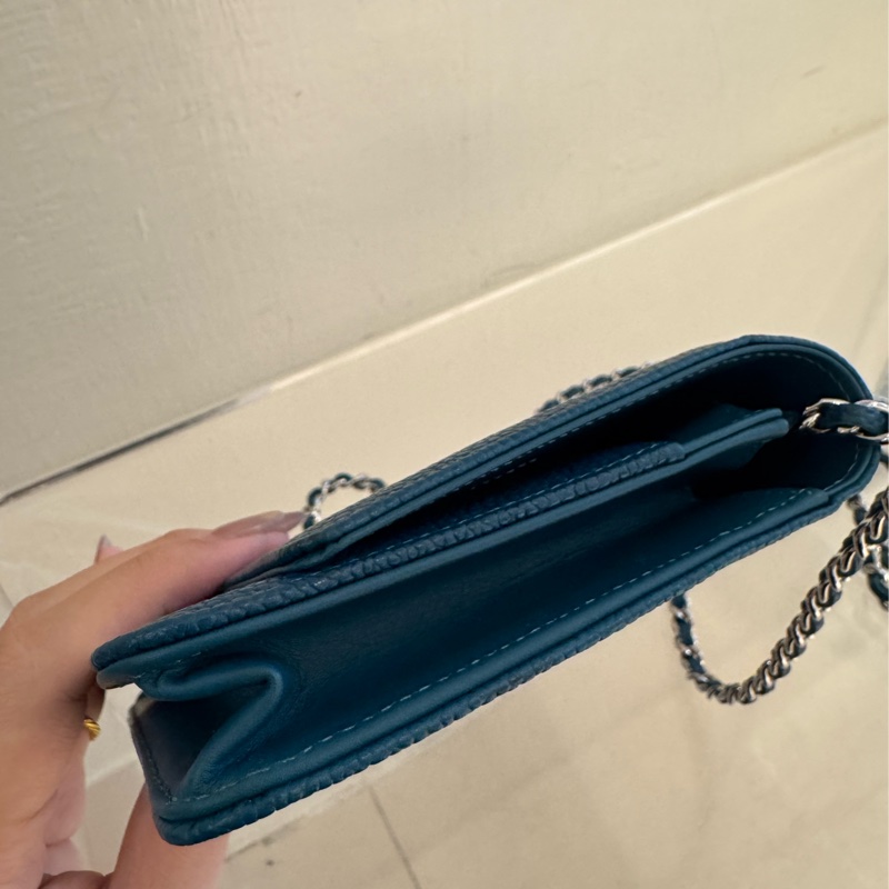Chanel藍綠荔枝紋素面大雙C WOC-3