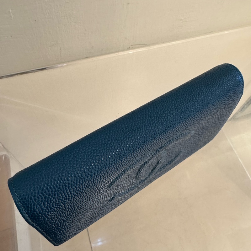 Chanel藍綠荔枝紋素面大雙C WOC-30