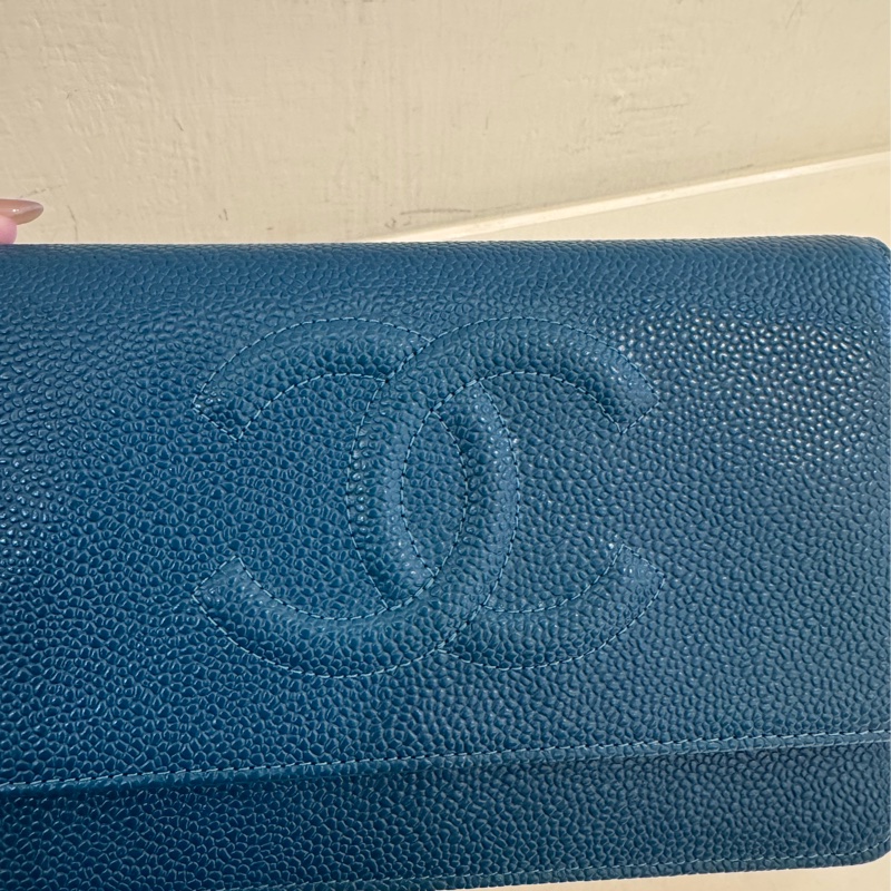 Chanel藍綠荔枝紋素面大雙C WOC-31