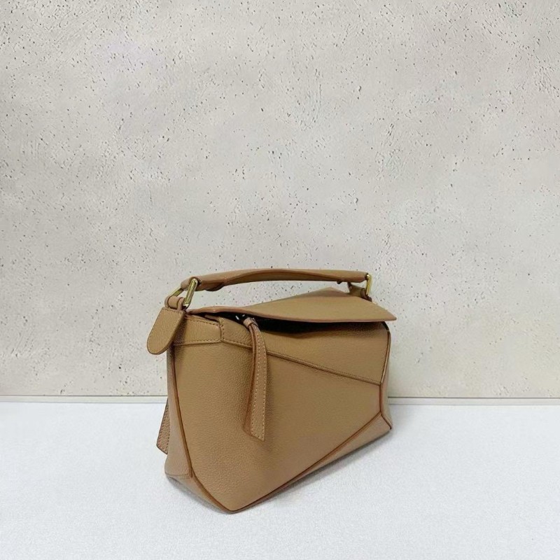 Loewe puzzle small 新款
太妃糖色-2