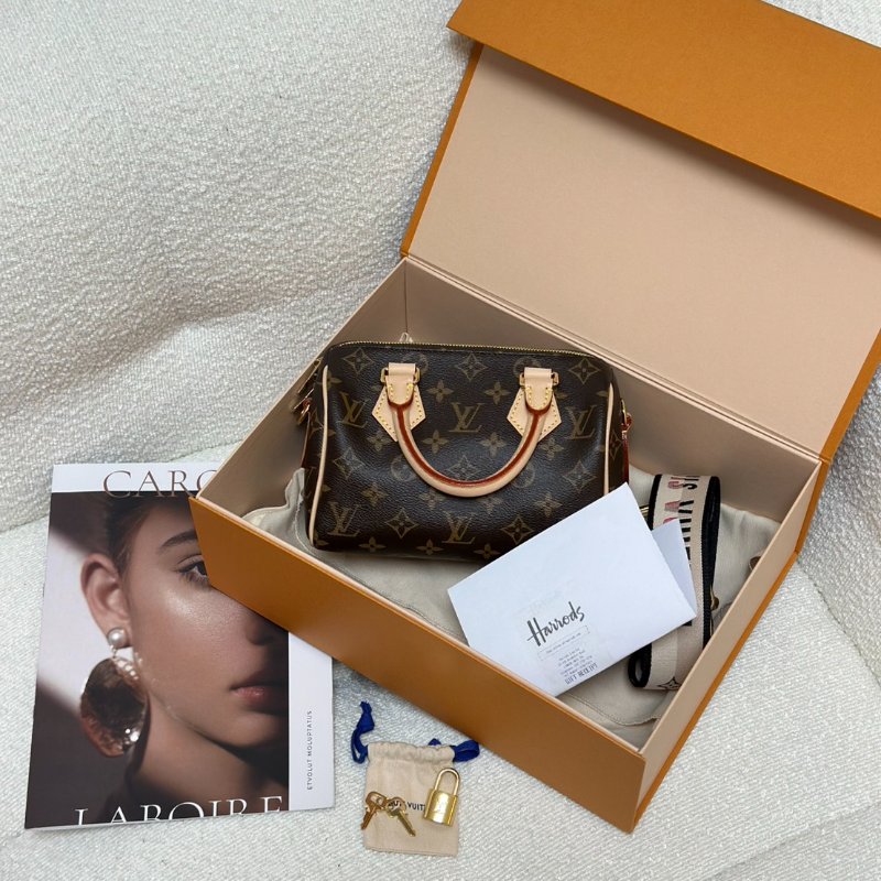 LOUIS VUITTON Speedy 20-8