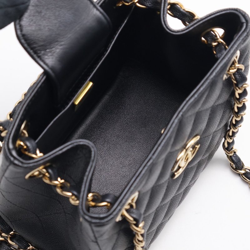 CHANEL Mini tote粒面牛皮水桶包-3