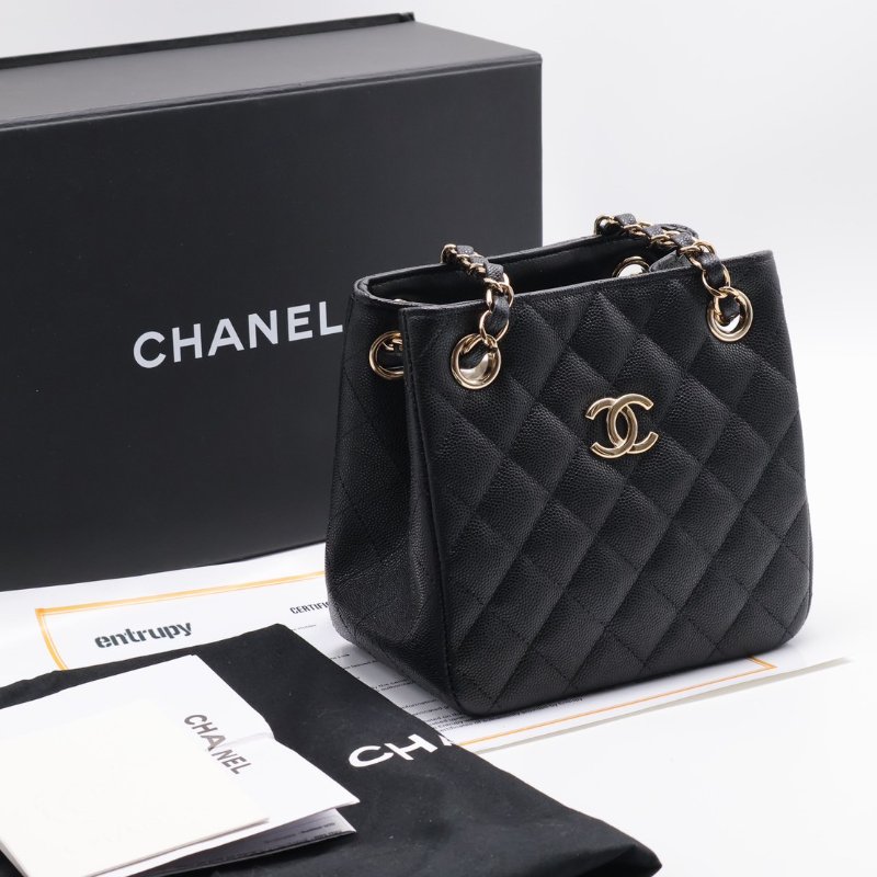 CHANEL Mini tote粒面牛皮水桶包-9