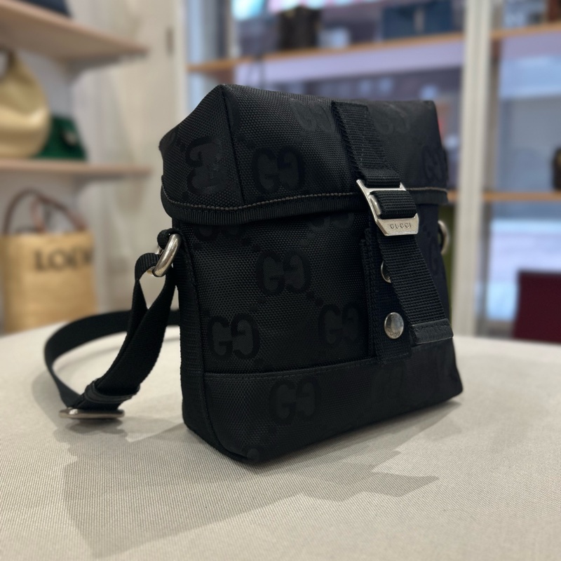 Gucci OFF the Grid 雙G Logo 斜背郵差包-6