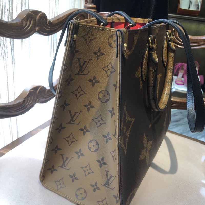 LV Onthego中号 20年-4