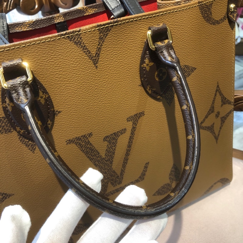 LV Onthego中号 20年-7
