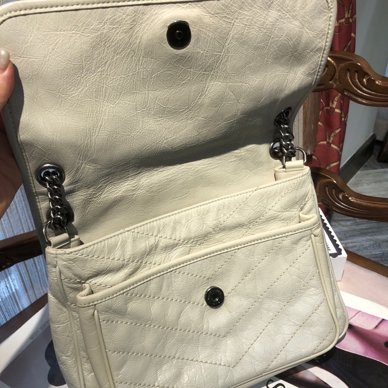 ysl niki 中号 白色 新款D扣 单肩包-6