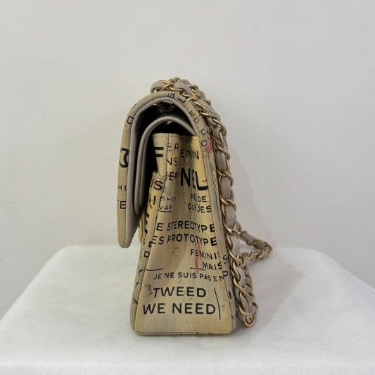 CHANEL刷漆風格金釦COCO 25cm 季節款-1