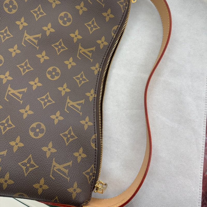 LV(M)Slouchy 單肩包PM-7