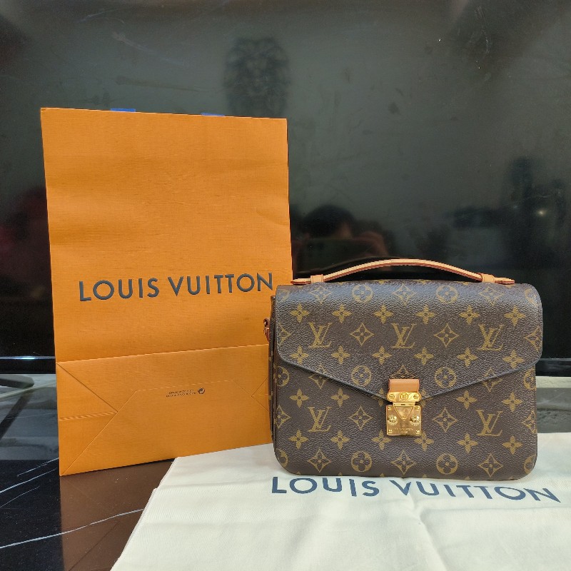 永世經典不敗款~🥰 LV pochette metis mm老花郵差包/學院包-0