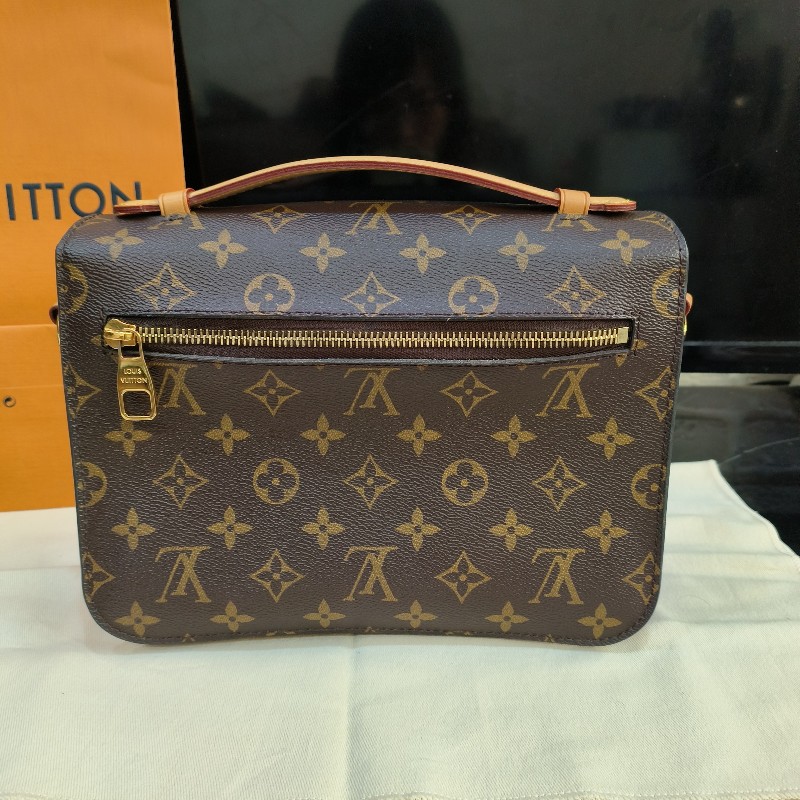 永世經典不敗款~🥰 LV pochette metis mm老花郵差包/學院包-6