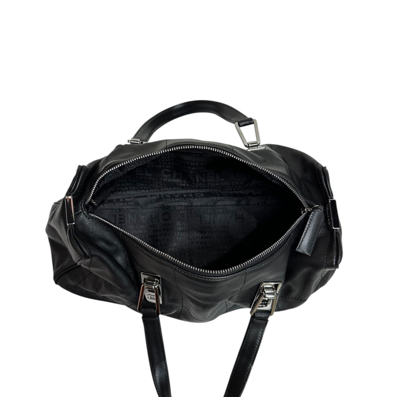 Chanel Vintage Lambskin shoulder Bag-7