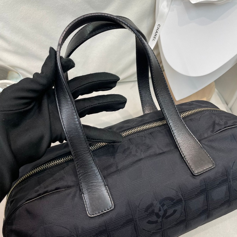 Chanel 黑色冰格 手拎袋 XB229-47