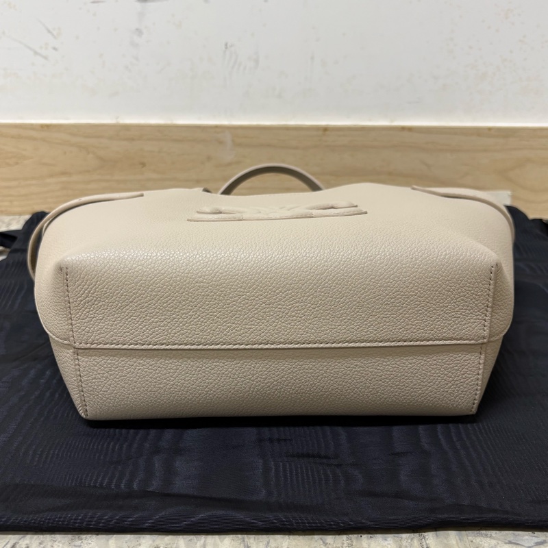 Celine Cuir小牛皮 Mini Tote Bag 迷你托特包 淡米色-2