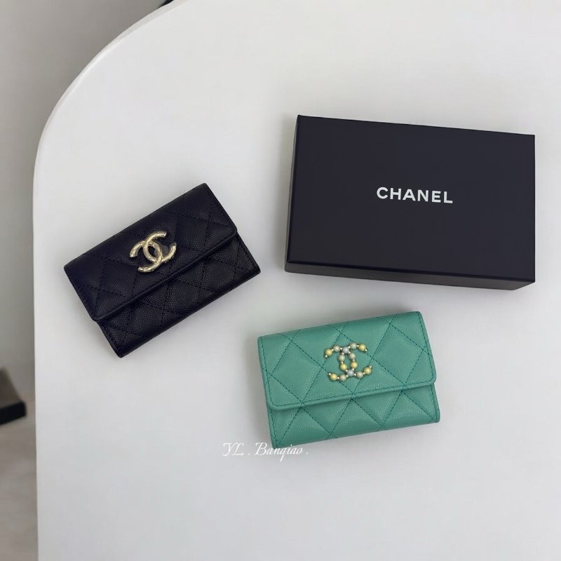 CHANEL Tiffany綠荔枝皮珍珠LOGO卡片零錢包AP2144-0