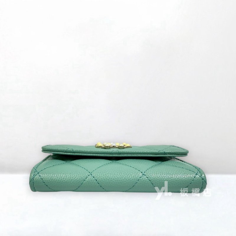 CHANEL Tiffany綠荔枝皮珍珠LOGO卡片零錢包AP2144-5