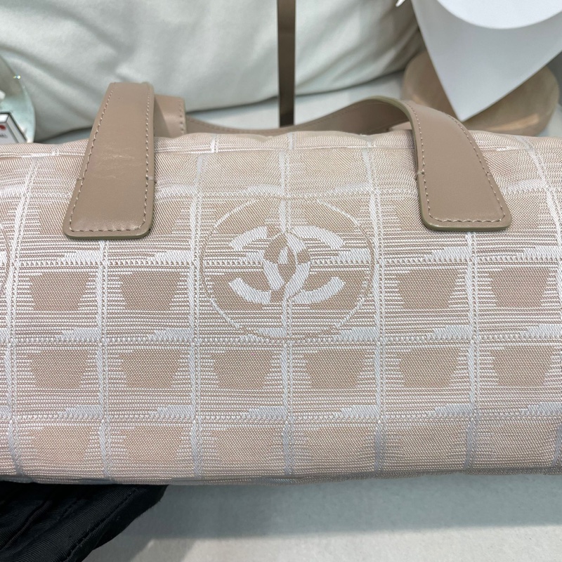 Chanel 奶茶色冰格 手拎袋 XB507-13