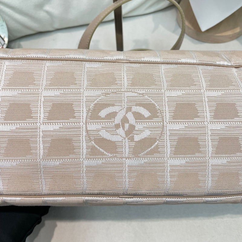 Chanel 奶茶色冰格 手拎袋 XB507-16