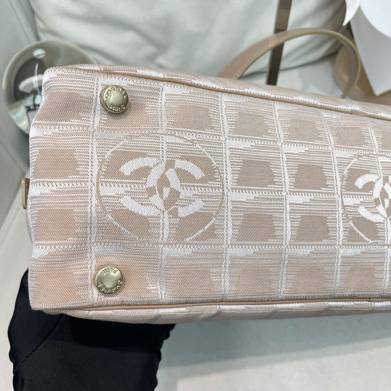 Chanel 奶茶色冰格 手拎袋 XB507-17