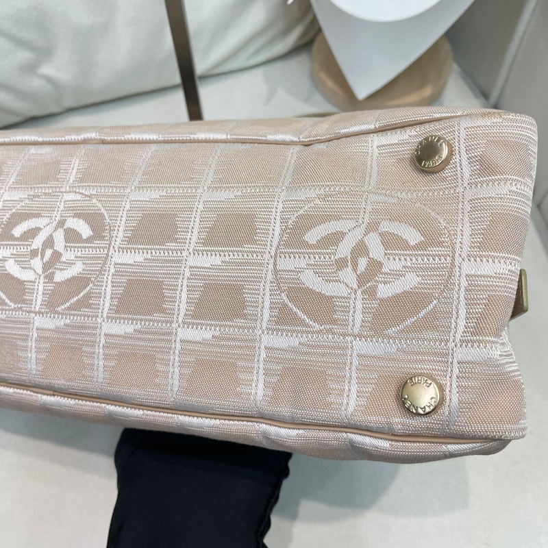Chanel 奶茶色冰格 手拎袋 XB507-18