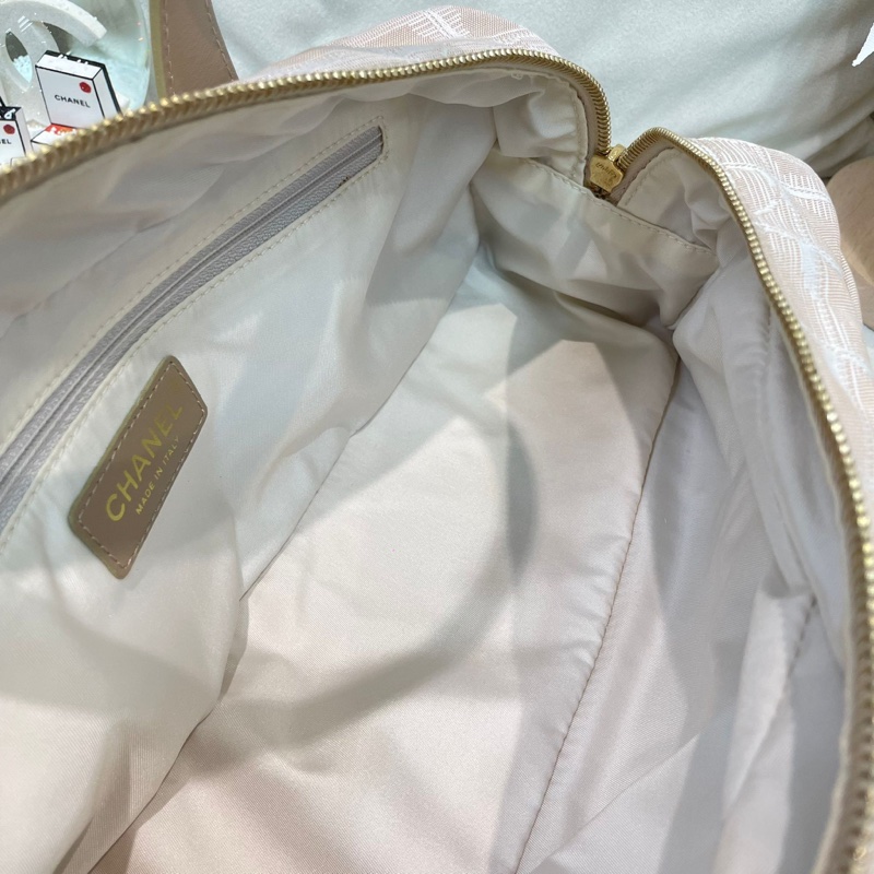 Chanel 奶茶色冰格 手拎袋 XB507-23