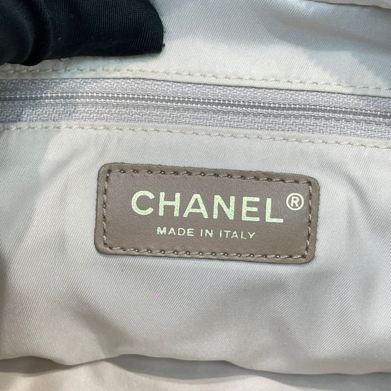 Chanel 奶茶色冰格 手拎袋 XB507-25