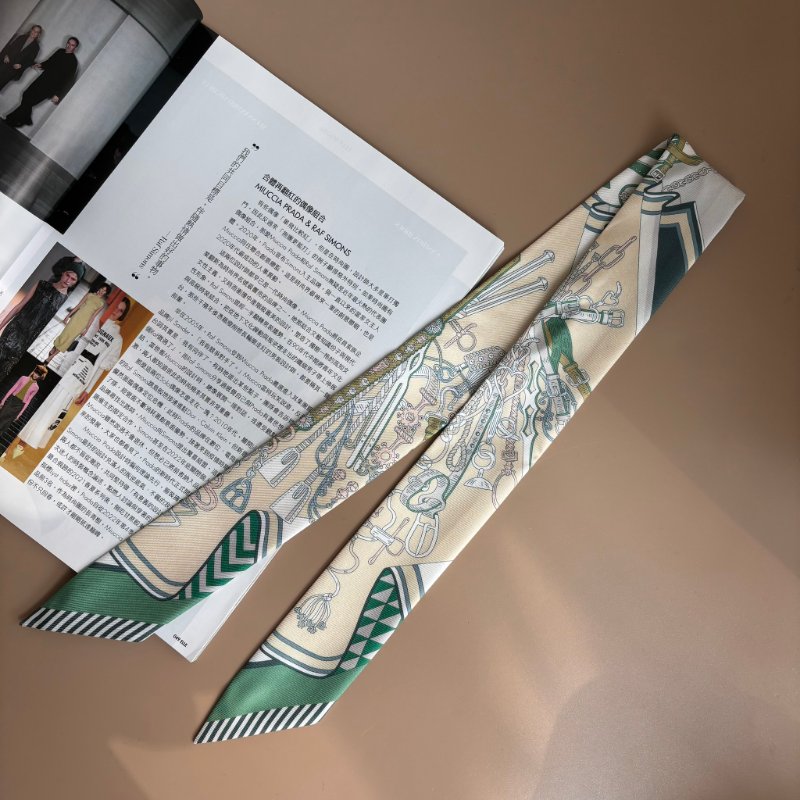 ::Hermes:: 愛馬仕 米褐色 x 綠色 繩索花紋Twilly絲巾-0