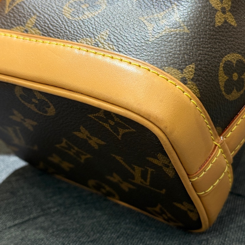 晶片款 LV M81266 Nano Noe 老花 原花金釦迷你水桶包 手提包 斜背包-11