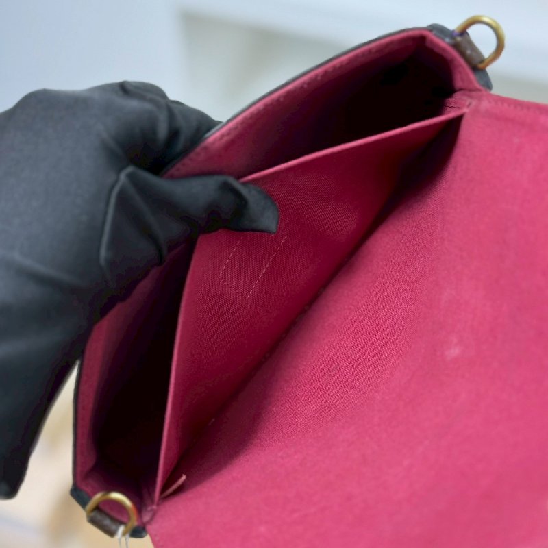 🏷️LV.Félicie Pochette 三合一 woc M81896-17