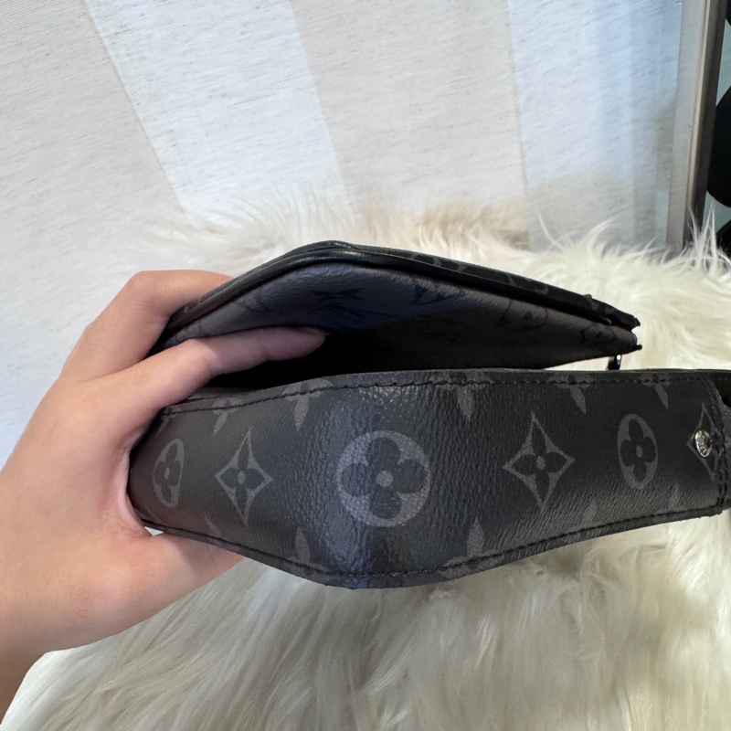 LV Trio 黑灰老花三合一郵差包 晶片款-4