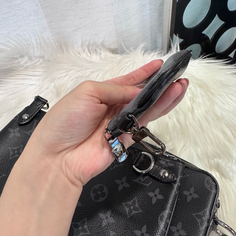 LV Trio 黑灰老花三合一郵差包 晶片款-7