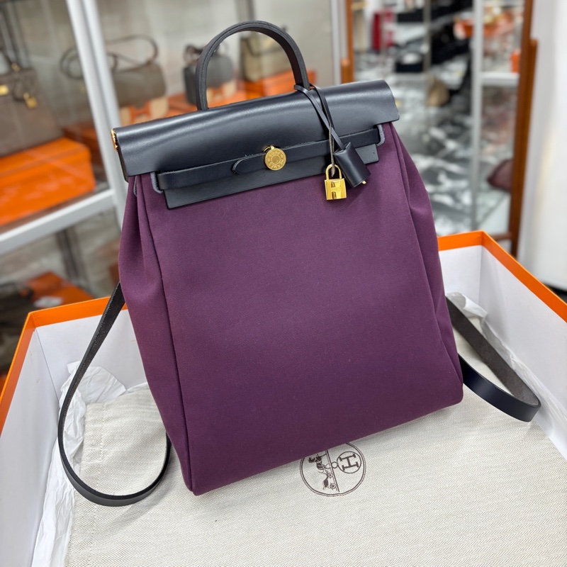 Hermes herbag a dos zip雙肩 葡萄紫小號 Z刻 部份五金膜 附件鎖具、塵袋、盒。-0
