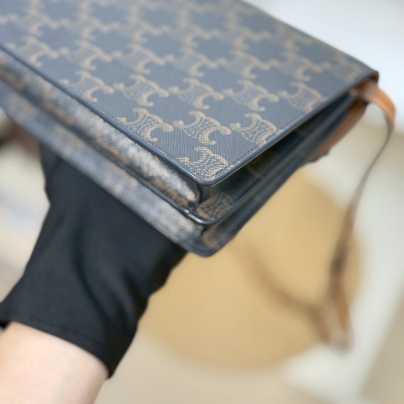 🏷️Celine.Triomphe 老花 woc-7