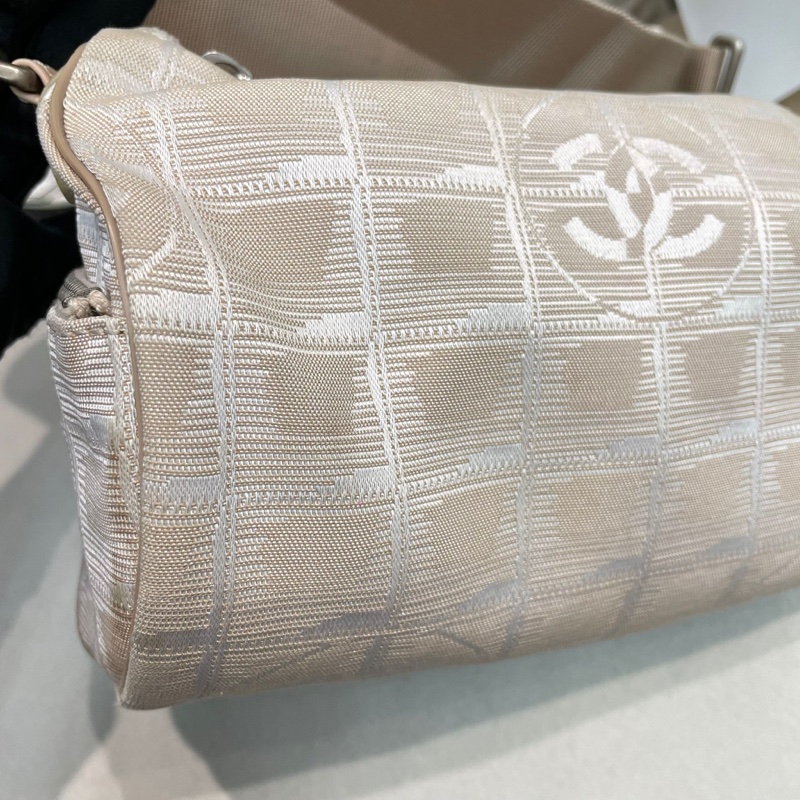 Chanel 圓筒珍珠色冰格單肩斜孭袋 XA907-39