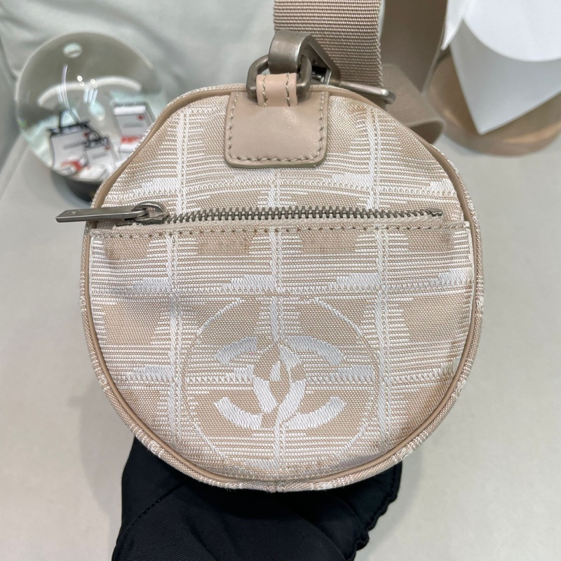 Chanel 圓筒珍珠色冰格單肩斜孭袋 XA907-45