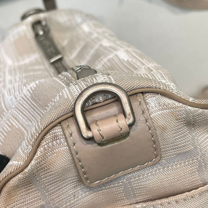 Chanel 圓筒珍珠色冰格單肩斜孭袋 XA907-53