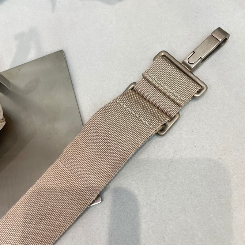 Chanel 圓筒珍珠色冰格單肩斜孭袋 XA907-55